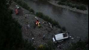 14 oameni au murit azi noapte în Albania după ce autobuzul în care se aflau a căzut în gol 