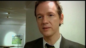 Autorităţile din Suedia au emis un mandat de arest pe numele fondatorului site-ului Wikileaks