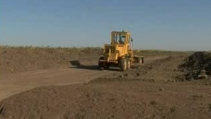 Încă nu există drum de acces spre şantierele de construcţie din satele inundate din Hânceşti