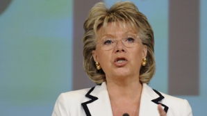 Comisarul european pentru justiţie a cerut Comisiei Europene să întreprindă măsuri faţă de expulzările romilor