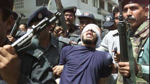 Poliţia americană a arestat la Washington un bărbat, bănuit de complicitate pentru Al-Qaeda