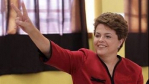 Brazilienii au ales pentru prima dată o femeie în funcţia de preşedinte al ţării 