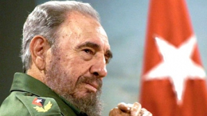Fidel Castro a renunţat la conducerea Partidului Comunist 
