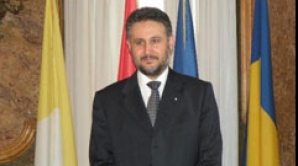 Marius Lazurcă a declarat, cu referire la tratatul de frontieră, că România nu semnează documente neconstituţionale