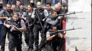 Forţele braziliene de securitate caută traficanţi de droguri într-un cartier din Rio de Janeiro