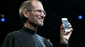 Acţiunile Apple au scăzut cu 7,7%, după ce directorul general a intrat în concediu medical