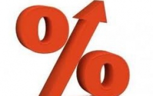 Cresc dobânzile la creditele în lei