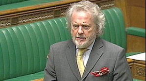 Parlamentar britanic, acuzat de sex cu minori români