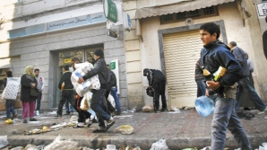 Revoltele riscă să se extindă în toate ţările arabe, potrivit CNN