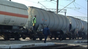 Un tren care transporta combustibil a deraiat în Canada