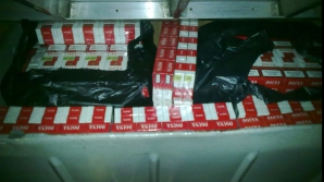 Contrabandă cu ţigări în valoare de peste 7000 lei