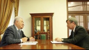 Voronin faţă-n faţă cu Kuzmin