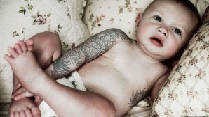 Un tată beat şi-a tatuat copilul