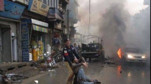Atentat cu bombă în Pakistan: Cel puţin 3 oameni au murit, iar alţi 15 au fost răniţi
