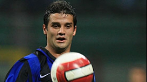 Cristian Chivu rămâne la Internazionale Milano 