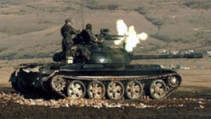 Siria: Tancurile armatei, pe străzile oraşului Deraa 