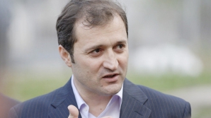 Premierul Filat, confundat cu primarul din Sângera 