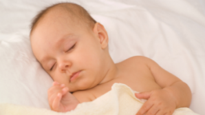 Un copil de 8 luni nu are adeverinţă de naştere. Autorităţile refuză să-l înregistreze