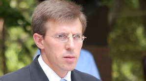 Chirtoacă vrea metrou de suprafaţă în Capitală