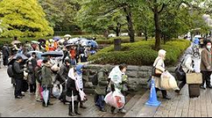La Fukushima continuă evacuările: 8 mii de locuitori şi-au părăsit locuinţele