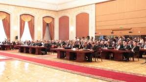 Deputaţii AIE propun: Sancţiuni pentru cei care boicotează şedinţele Parlamentului