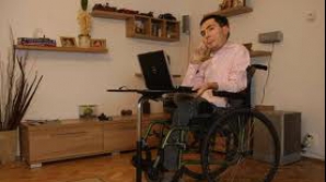 Persoanele cu deficiențe locomotorii: Exprimarea dreptului la vot este un adevărat chin