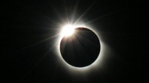 Eveniment astrologic deosebit! Astăzi va avea loc cea mai lungă eclipsă de lună