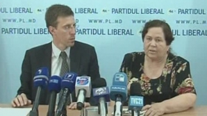 Mama confirmă: Fiica mea a fost violată, înjunghiată cu cuţitul şi îngropată în grădină de comunistul Anatolie Tofan şi tatăl său