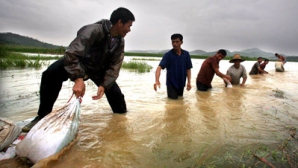 Peste 55.000 de oameni au fost evacuaţi din cauza inundaţiilor din China