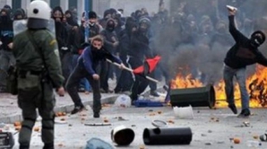 Atena arată ca după război, după protestele violente de ieri