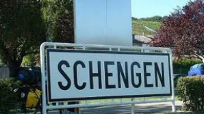 Aderarea României şi Bulgariei la spaţiul Schengen a fost amânată până în septembrie