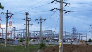Ucraina a pus sechestru pe două reţele electrice ale Moldovei