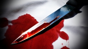 Un bărbat din Ialoveni a fost înjunghiat mortal în propria casă