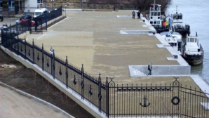 Deputaţi din Odessa cer închiderea portului Giurgiuleşti