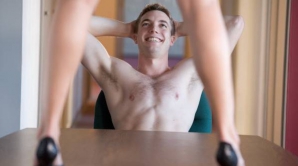 Ce îi trece prin cap unui bărbat când vede o femeie dezbrăcată 