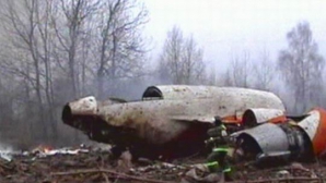 Revista presei: Procuratura de la Varşovia a acuzat doi ofiţeri pentru catastrofa aviatică de la Smolensk 