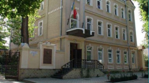 Ședință de urgență, mâine, la Curtea Constituțională. Pușcaș va cere demisia lui Pulbere