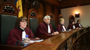 Află cum poate fi demis președintele Curții Constituționale
