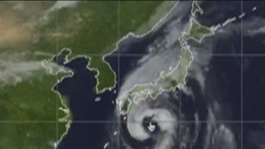 Un ciclon tropical se îndreaptă spre Japonia cu o viteză de 15 kilometri pe oră