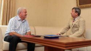 Voronin s-a întâlnit cu Kuzmin şi au discutat despre relaţiile Republicii Moldova cu Rusia