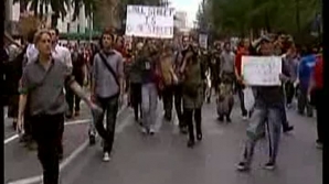 Cel puţin 80 de oameni au fost arestaţi în urma manifestaţiilor care au avut loc la New York 