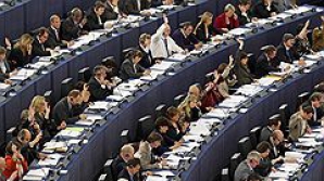 Parlamentul European a votat rezoluţia pentru Ucraina