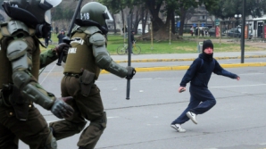 Proteste în Chile: Mai mulţi studenţi chilieni au ocupat clădirea istorică a Congresului