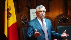 "Dumitru Pulbere ar putea fi candidatul de compromis pentru funcţia de şef al statului"