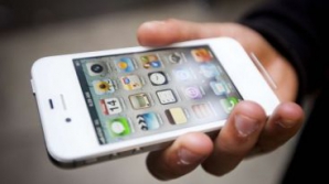 De ce vocile gadgeturilor sunt de sex feminim? În ce ţări Siri, asistenta personală Apple, este bărbat 