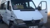 Accident la Bubuieci: O femeie gravidă a fost dusă la spital după ce un camion s-a tamponat cu un microbuz de pe ruta 107