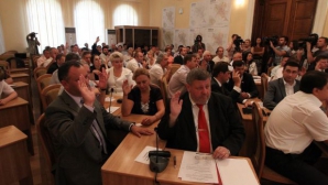 Bătut în cuie! Consiliul Municipal Chişinău va avea doar cinci comisii de specialitate AFLĂ care sunt acestea