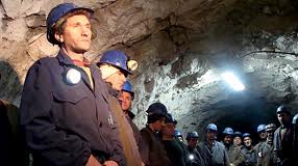 Şapte persoane rămân blocate în adâncuri în urma unui acident minier produs în China