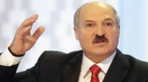 Experţi militari: Preşedintele belarus Aleksandr Lukaşenko îşi întăreşte armata, pregătindu-se de un război civil