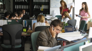 5 tehnici care te vor face să te simţi bine la serviciu 